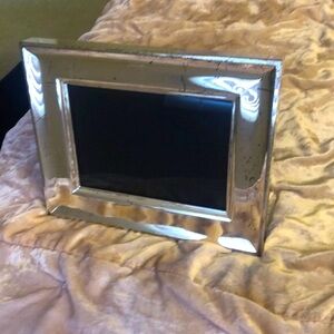 Ralph Lauren Home Silver Picture Frame , 5”X 7” Picture Display